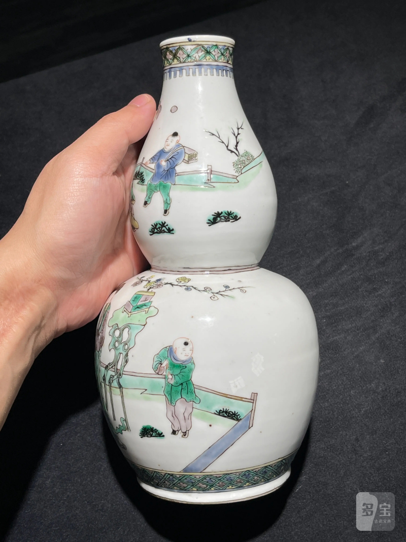 清晚期 五彩人物纹葫芦瓶一对 - 图5